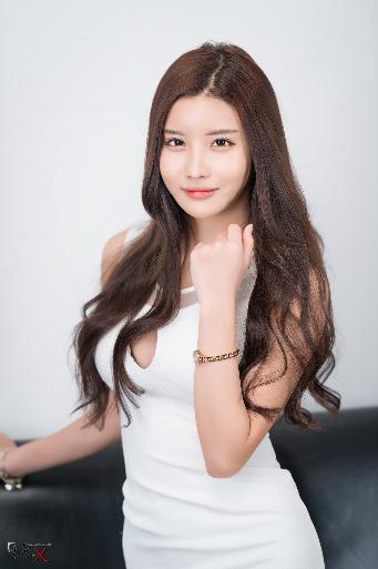 4个熟妇的真实故事？！探索成熟女性的魅力与生活！